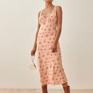 Reformation lauryl dress in moira size 2